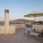 Coconut Tree House With Port View