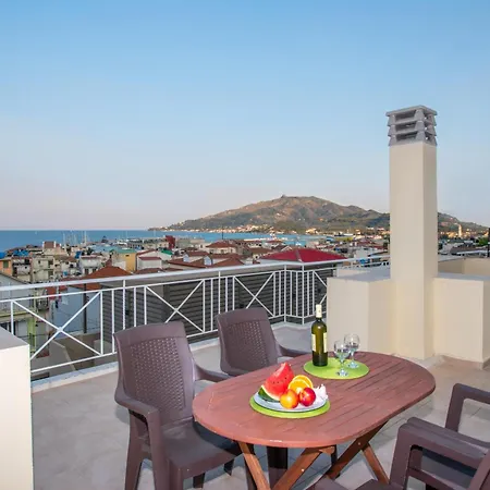 شقة Coconut Tree House With Port View
