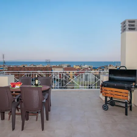 Coconut Tree House With Port View شقة