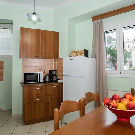 דירה Coconut Tree House With Port View זקינטוס טאון